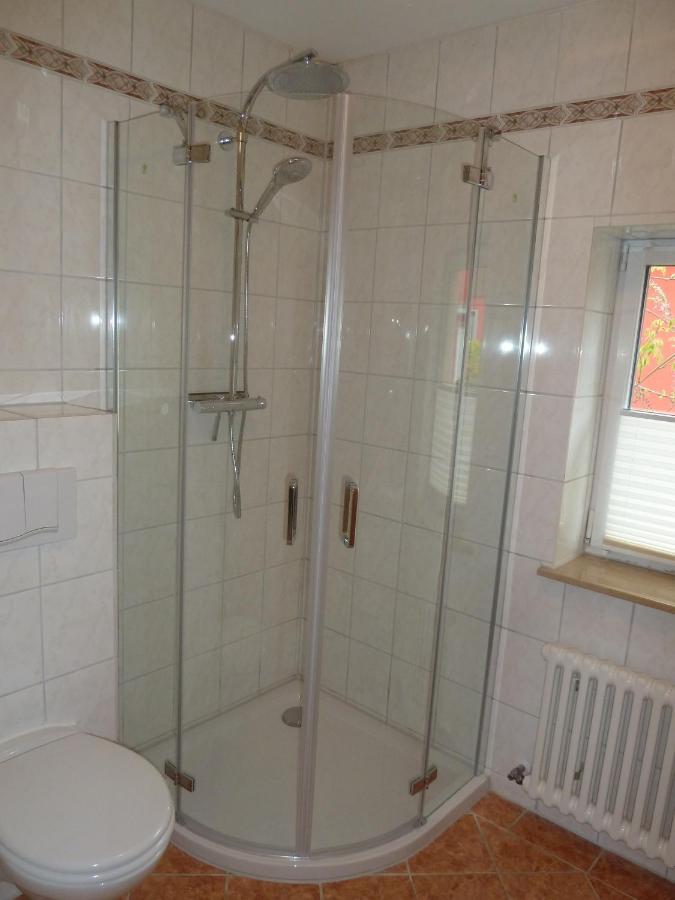 Apartamento Ferien auf Rügen Familie Geist Garz  Exterior foto